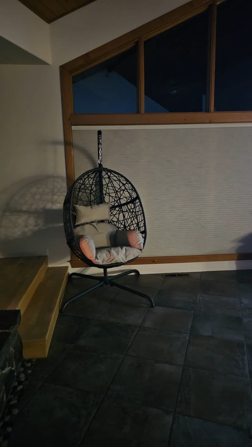 Salarya hanging egg chair, synthetic rattan, customer photo
